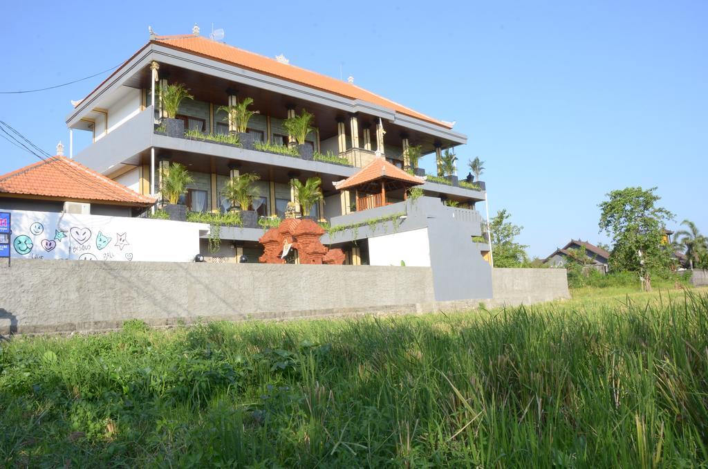 Bima Sakti House Canggu Exterior photo